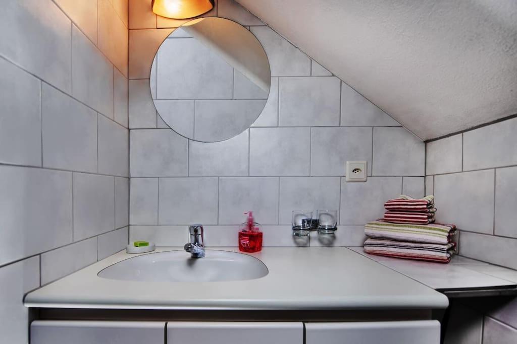 Apartment Navah Uetendorf Екстер'єр фото